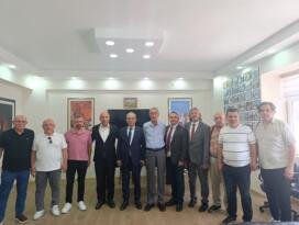 YILMAZ KARACA: “ANADOLU BASINI YOK OLUYOR