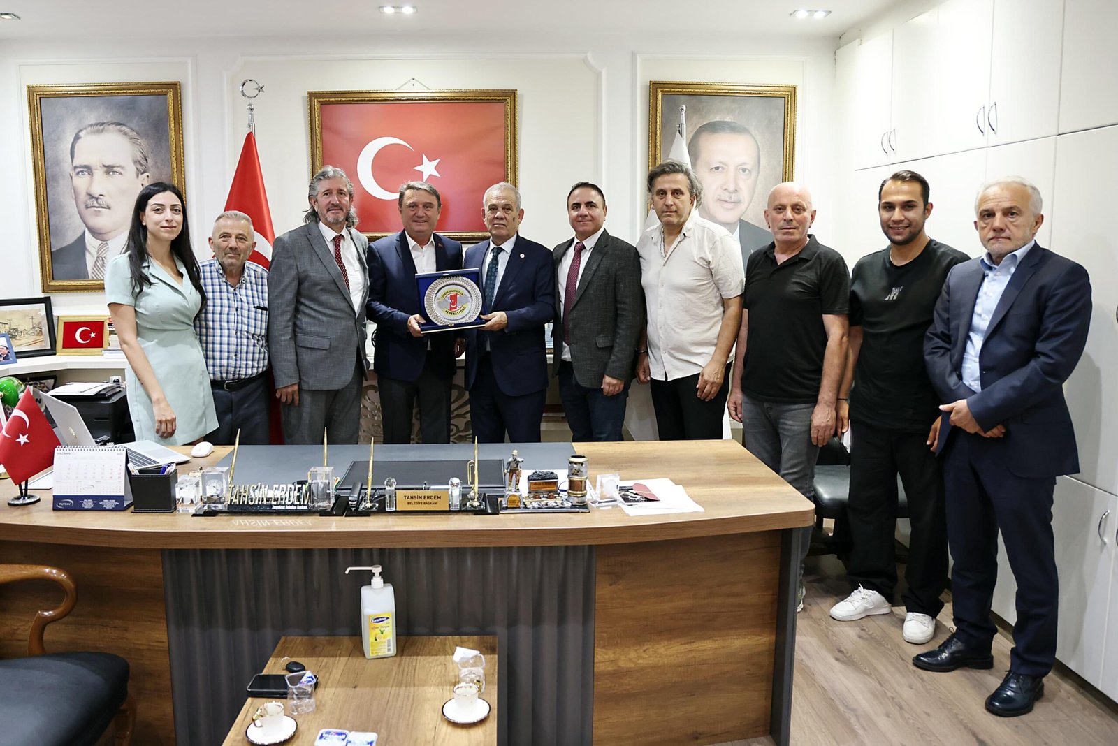 TÜRKİYE GAZETECİLER FEDERASYONU’NDAN ZONGULDAK BELEDİYESİ’NE ZİYARET: