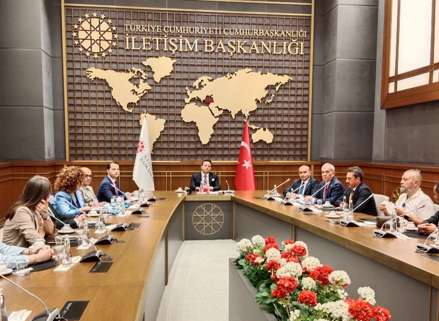 ANADOLU BASINININ SORUNLARI ARTIYOR”